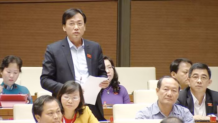 Đại biểu Phan Viết Lượng