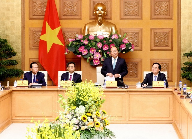 Thủ tướng Nguyễn Xuân Phúc phát biểu tại buổi gặp mặt nhà giáo tiêu biểu toàn quốc