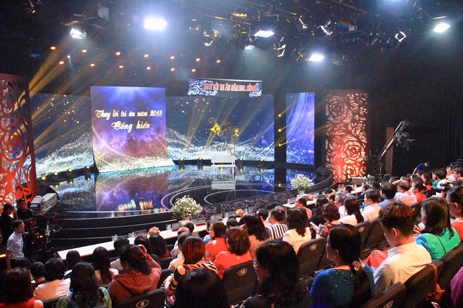 “Thay lời tri ân” tôn vinh thầy cô khắp mọi miền tổ quốc