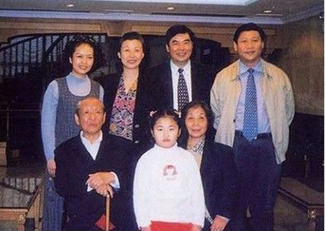 Thời thơ ấu của con gái nhà Tập Cận Bình ảnh 4