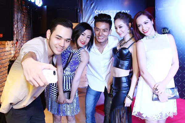 Lan Phương hở bạo, lấn át dàn sao ảnh 12