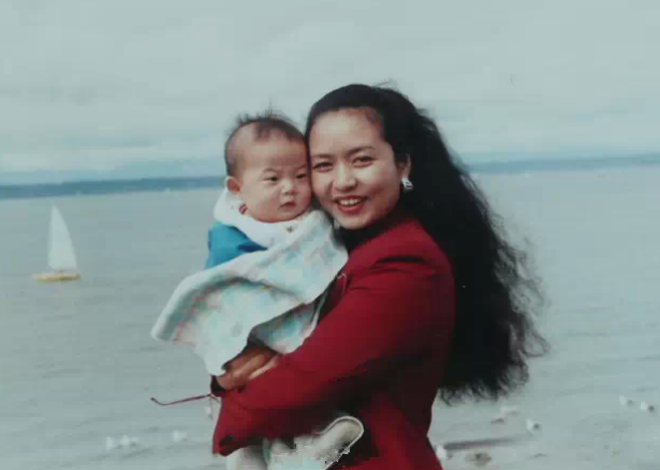 Thời thơ ấu của con gái nhà Tập Cận Bình ảnh 1