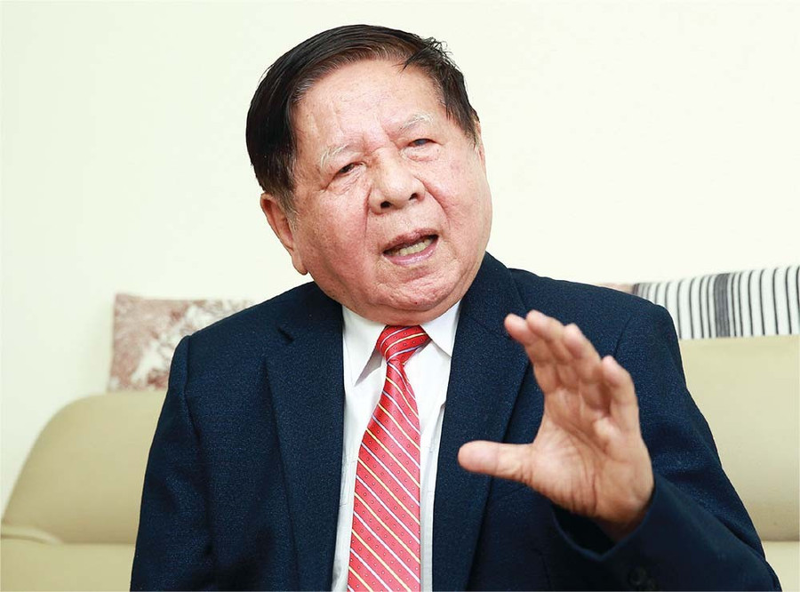 PGS.TS Trần Xuân Nhĩ. PGS.TS Trần Xuân Nhĩ.