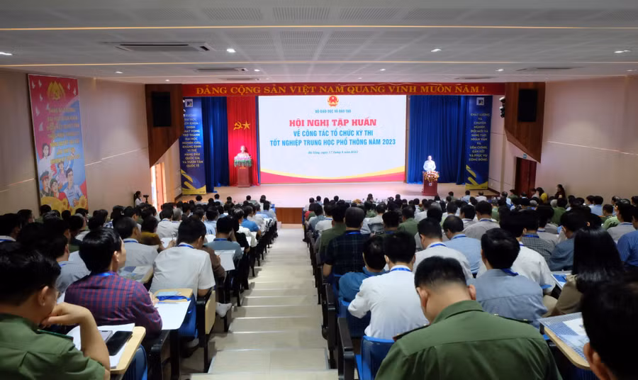 Trên 400 đại biểu từ 63 tỉnh/thành tham dự Hội nghị tập huấn.