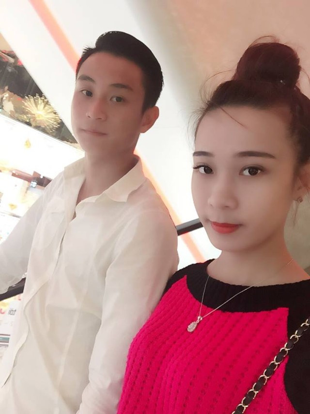 Cận cảnh một nửa xinh đẹp của hot boy U23 Việt Nam ảnh 2 Chàng hot boy của U23 Việt Nam hóa ra đã có chủ