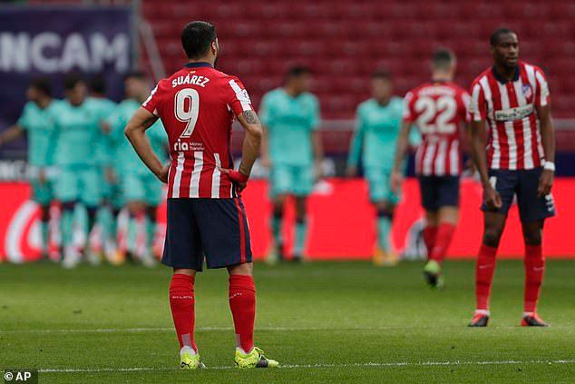 Atletico làm chủ hoàn toàn trận đấu