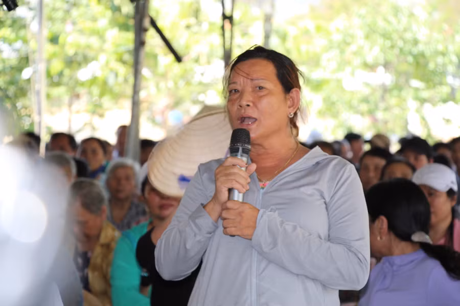 Bà con bày tỏ tâm tư