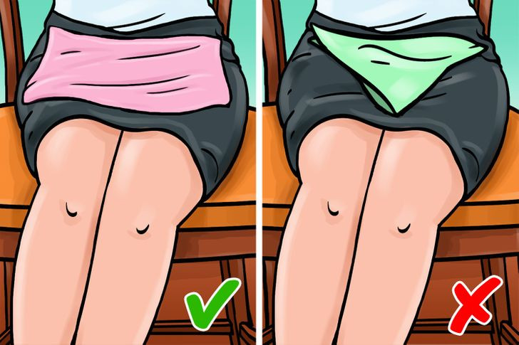 Đặt khăn ăn trên đùi của bạn theo hình chữ nhật, không phải hình tam giác. Khăn ăn thường khá lớn và đây là lý do tại sao cách tốt nhất để đặt chúng trên đùi là gấp lại theo hình chữ nhật. Khi ăn xong, bạn đừng gấp khăn ăn lại mà thay vào đó, hãy để nó ở bên trái đĩa.