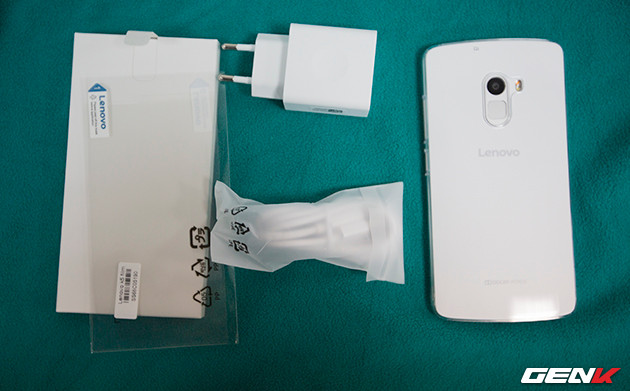Mở hộp Lenovo Vibe K4 Note chính hãng tại Việt Nam, đua cấu hình đã là quá khứ! ảnh 2 Mở hộp Lenovo Vibe K4 Note chính hãng tại Việt Nam, đua cấu hình đã là quá khứ! ảnh 2
