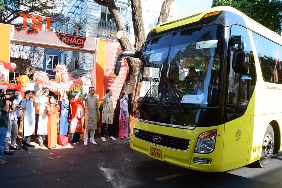 Cao điểm từ mùng 2 đến mùng 4 Tết Nguyên đán, TST tourist phục vụ trên 1.000 khách. Ảnh: TST tourist