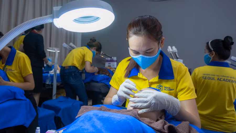 Định hướng nghề nghiệp là thách thức lớn của mỗi người.