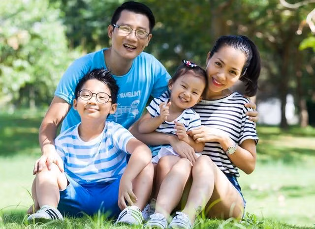 Hoàng Bách và chiêu dạy con "khác người"