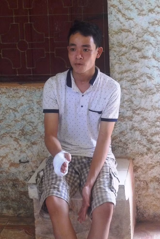 Hồ Chí Bảo tại cơ quan điều tra. Hồ Chí Bảo tại cơ quan điều tra.