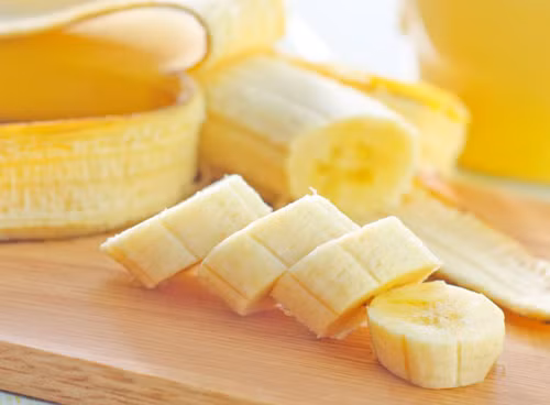 Những trường hợp tuyệt đối không nên cho trẻ ăn chuối ảnh 2 Những trường hợp tuyệt đối không nên cho trẻ ăn chuối - 2