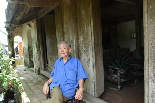 Chuyện chưa kể trong gian nhà trăm tuổi của Bá Kiến - Ảnh 3 Chuyện chưa kể trong gian nhà trăm tuổi của Bá Kiến - Ảnh 3