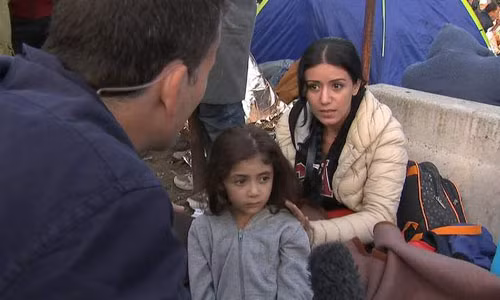 Alsayed muốn Alma được tới nơi an toàn, dù hai mẹ con có phải xa cách. Ảnh: Sky News