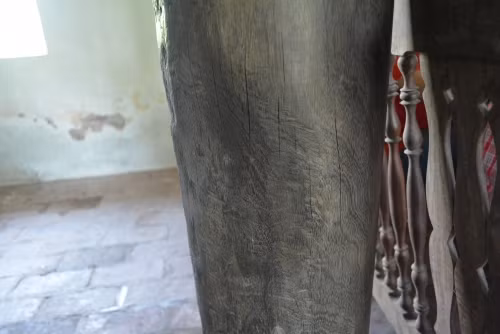 Chuyện chưa kể trong gian nhà trăm tuổi của Bá Kiến - Ảnh 2