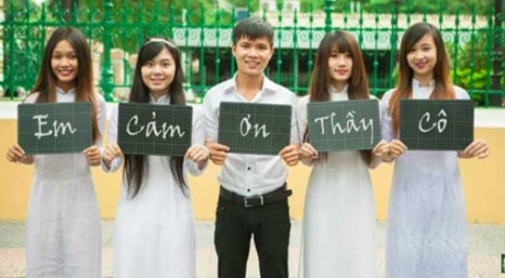 20.11, nghe lại những ca khúc nổi tiếng về thầy cô - Ảnh 1 20.11, nghe lai nhung ca khuc noi tieng ve thay co - Anh 1