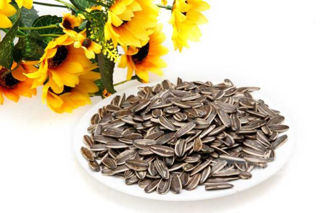 Tránh xa những thực phẩm sau vào mùa nắng nóng nếu không muốn  Tranh xa nhung thuc pham sau vao mua nang nong neu khong muon