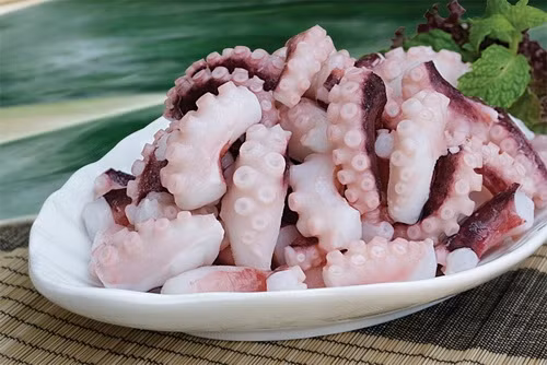 Một số món ngon từ bạch tuộc tốt cho phụ nữ sau sinh ảnh 1