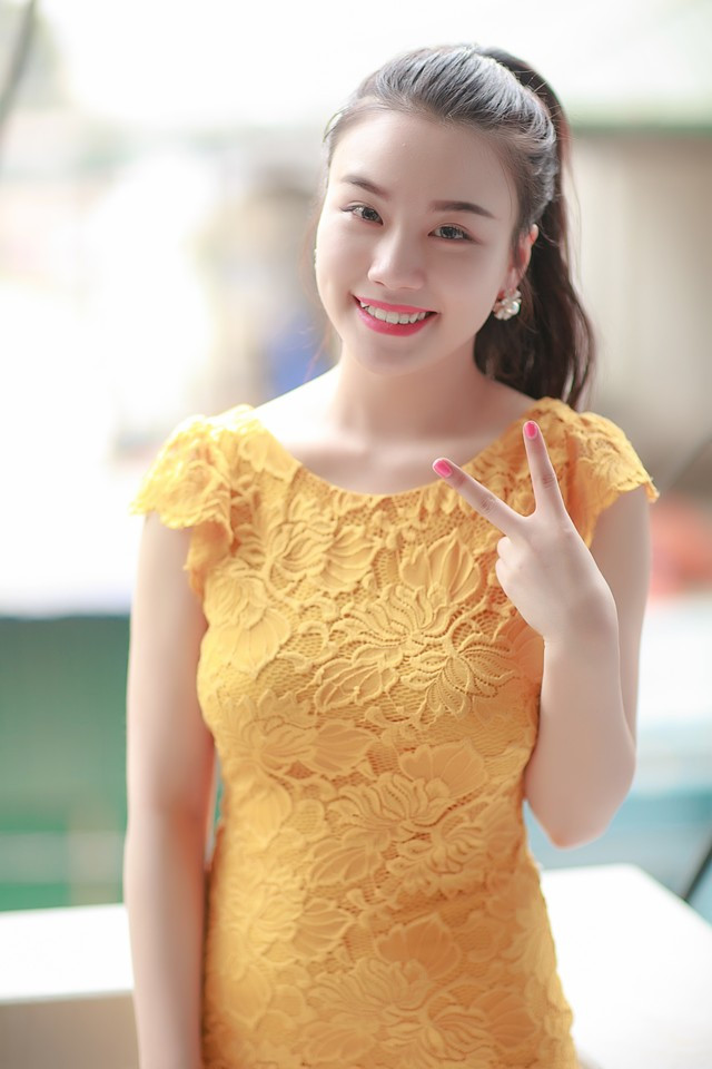 Hot girl Linh Miu đóng phim cùng diễn viên hài Quang Tèo ảnh 2 Hot girl Linh Miu đóng phim cùng diễn viên hài Quang Tèo ảnh 2