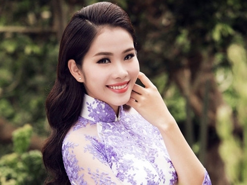 Hoa hậu Hoàn vũ Việt Nam 2015: 5 thí sinh sáng giá cho vương miện 2,2 tỷ ảnh 6 Hoa hậu Hoàn vũ Việt Nam 2015: 5 thí sinh sáng giá cho vương miện 2,2 tỷ ảnh 6
