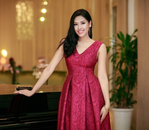 Hoa hậu Hoàn vũ Việt Nam 2015: 5 thí sinh sáng giá cho vương miện 2,2 tỷ ảnh 4 Hoa hậu Hoàn vũ Việt Nam 2015: 5 thí sinh sáng giá cho vương miện 2,2 tỷ ảnh 4