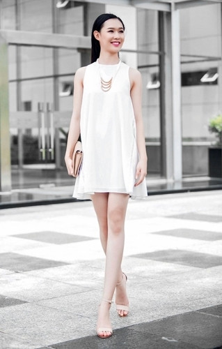 Hoa hậu Hoàn vũ Việt Nam 2015: 5 thí sinh sáng giá cho vương miện 2,2 tỷ ảnh 10 Hoa hậu Hoàn vũ Việt Nam 2015: 5 thí sinh sáng giá cho vương miện 2,2 tỷ ảnh 10