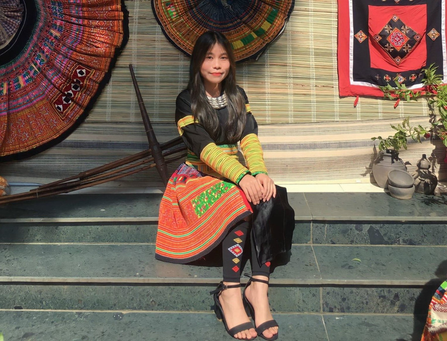 Mùa Thị May - một trong 142 học sinh, sinh viên, thanh niên DTTS cả nước năm 2022. Ảnh: NVCC Mùa Thị May - một trong 142 học sinh, sinh viên, thanh niên DTTS cả nước năm 2022. Ảnh: NVCC