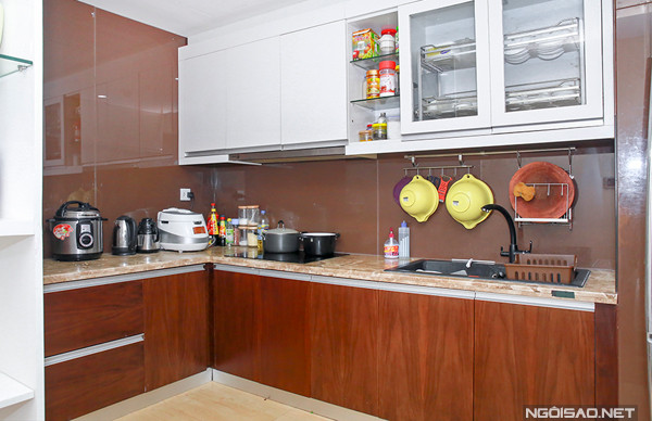 Căn hộ giản dị của Hoa hậu dân tộc Ngọc Anh ảnh 6 hh-ngoc-anh3.jpg