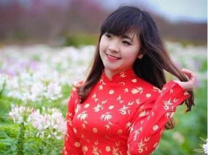 Hot girl Hà Thành rạng ngời bên bộ ảnh đón Xuân