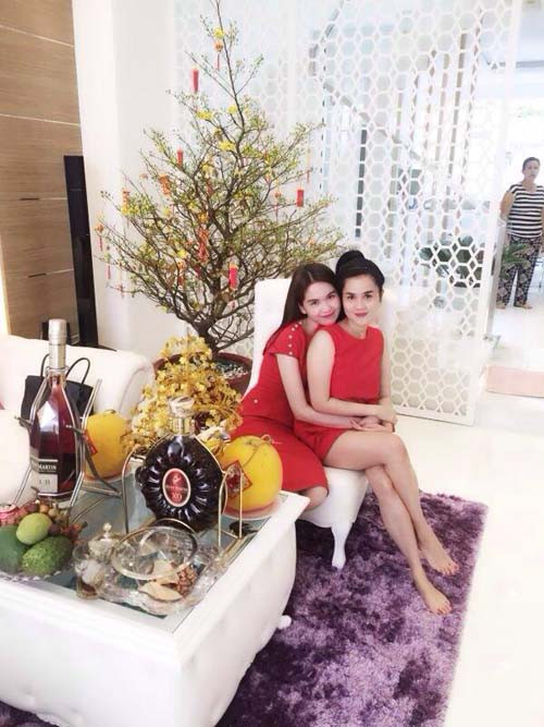 Sao Việt rộn ràng đón tết, du xuân ảnh 17