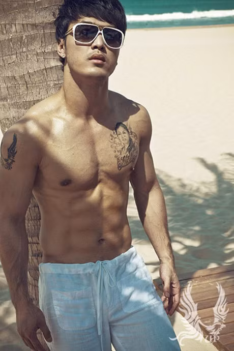 Choang vi body nhu luc si cua Ung Hoang Phuc va loat sao nam Viet - Anh 8