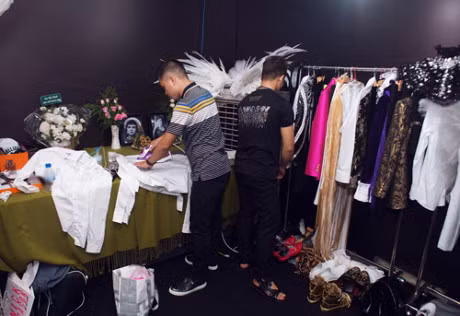 Hau truong liveshow 12 ty cua Mr. Dam co gi? - Anh 10