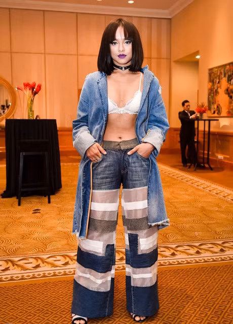 Do My Linh, Ha Anh khoe dang dong ho cat - Anh 9