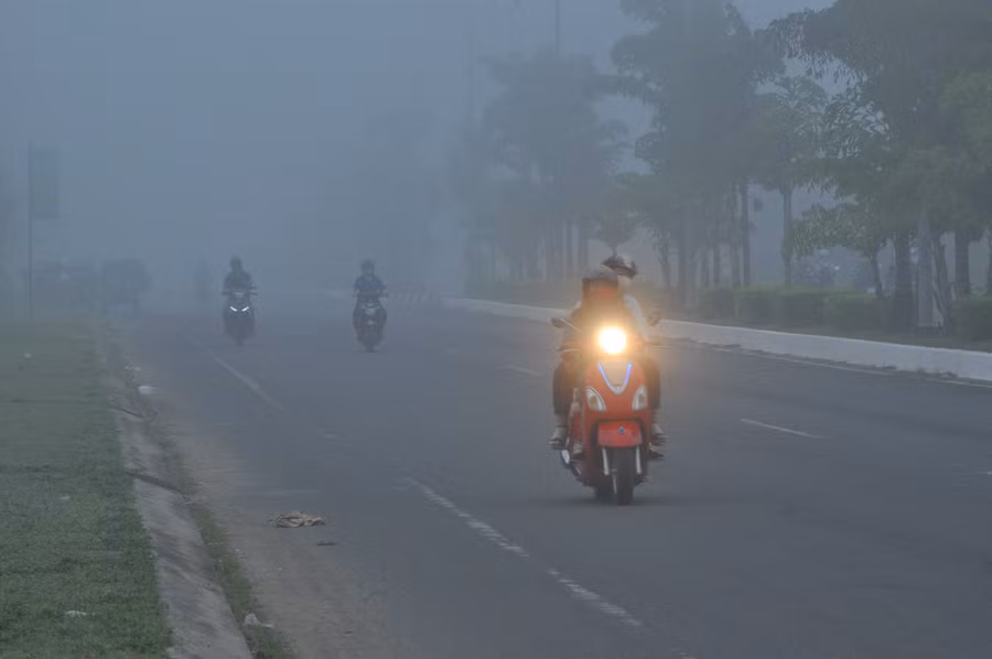 Miền Tây xuất hiện sương mù dày đặc