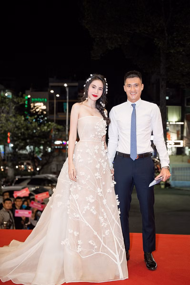 Công Vinh – Thủy Tiên luôn cùng xuất hiện với nhau trong những sự kiện quan trọng.