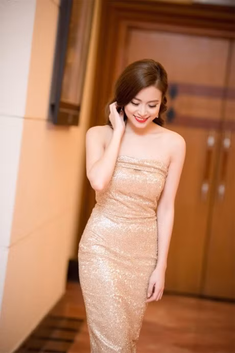 3 my nhan Viet co chieu cao khiem ton van gay sot voi thoi trang dep mat - Anh 8