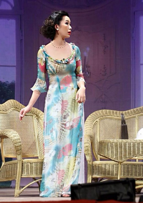 Trịnh Kim Chi “xuất chiêu” sau một tháng rưỡi sinh con ảnh 3 Trịnh Kim Chi