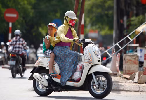 Hai ngay cuối tuần, Hà Nội nắng nóng lên đến 37 độ C