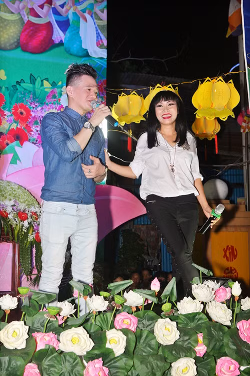 Phương Thanh, Lâm Chi Khanh hát mừng Đại lễ Phật đản Phật lịch 2560 - Ảnh 5