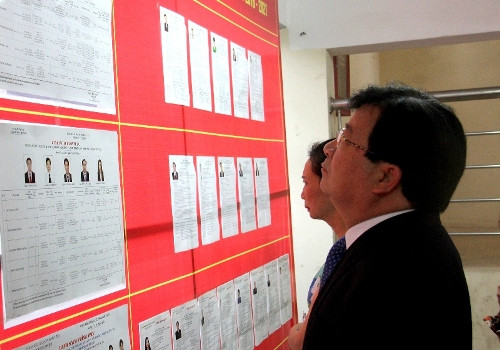 Hình ảnh lãnh đạo Chính phủ thực hiện quyền công dân - Ảnh 6