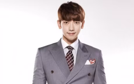 Hoa hau Viet Nam 2016 lien tuc nhan duoc thu to cao nac danh - Anh 3