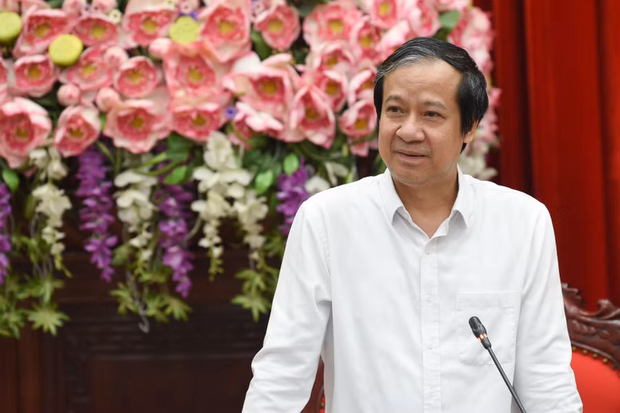 Bộ trưởng Nguyễn Kim Sơn phát biểu tại buổi làm việc.