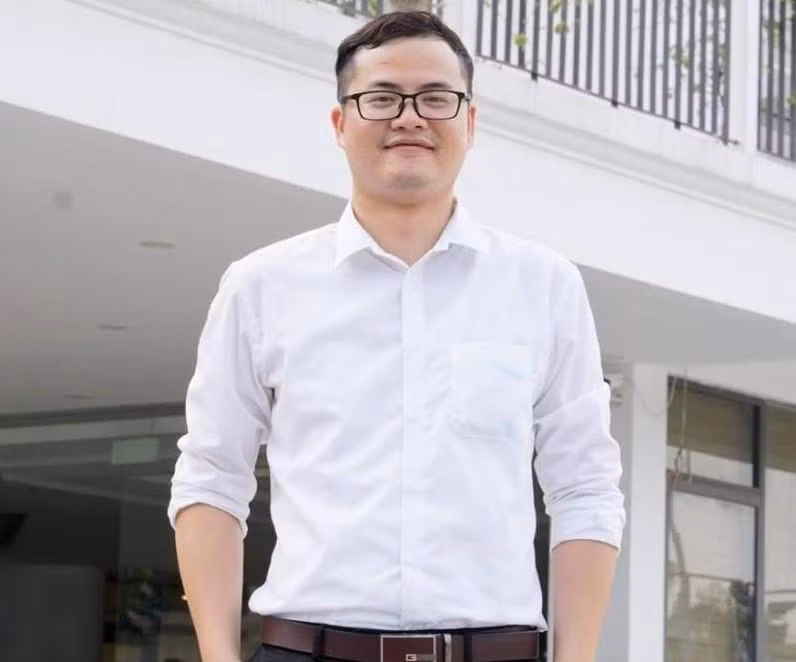 Thầy Ngô Văn Toản, giáo viên Toán, Trường THPT Ban Mai - Hà Đông, Hà Nội.