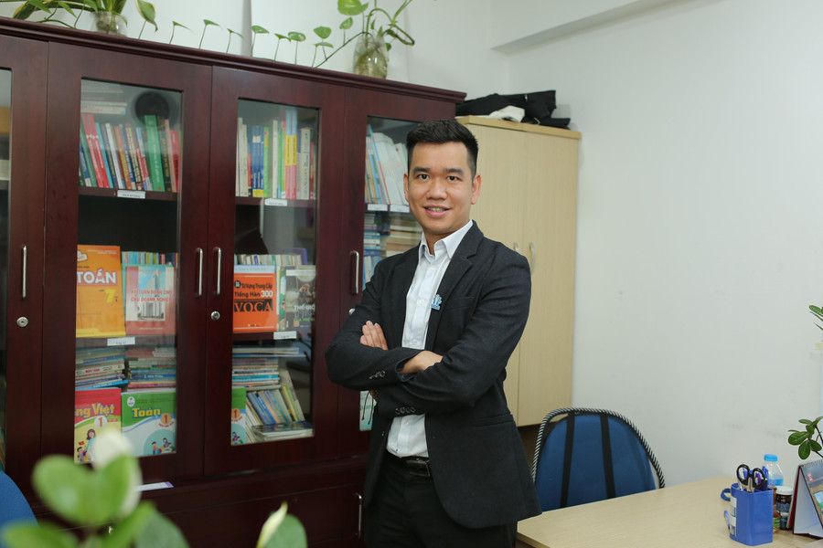 Thầy Phạm Trọng Hiếu