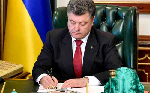 Tổng thống Ukraina Petro Poroshenko. Ảnh: Sky News