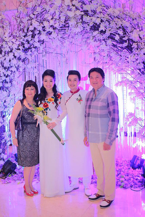 Vợ chồng nghệ sĩ Bảo Quốc. 12_1420027752.jpg