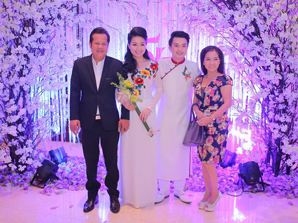 Nghệ sĩ Thanh Nam (trái) - gương mặt hài quen thuộc của miền Tây. 3-2978-1420026866.jpg