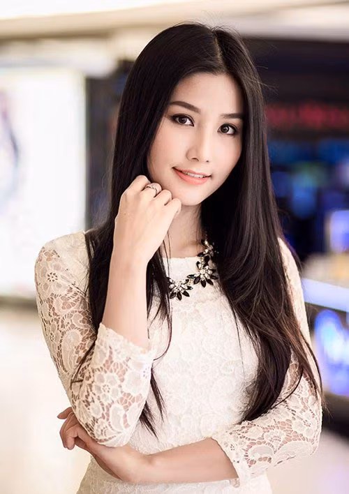 5 mỹ nhân tuổi ngọ xinh đẹp, tỏa sáng nhất năm 2014 - Ảnh 2